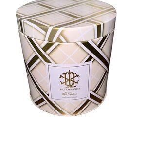 LUX fragrances candle white Christmas